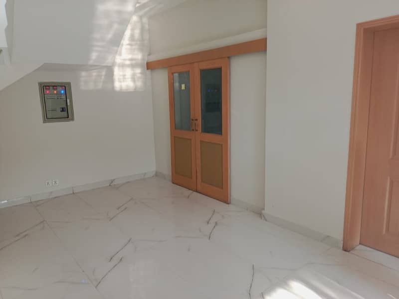10 Marla Beautiful Bungalow Like Brand New for Rent in T Block Phase 2 DHA Lahore 10