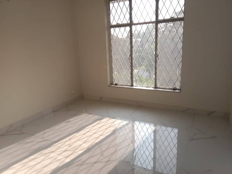 10 Marla Beautiful Bungalow Like Brand New for Rent in T Block Phase 2 DHA Lahore 24