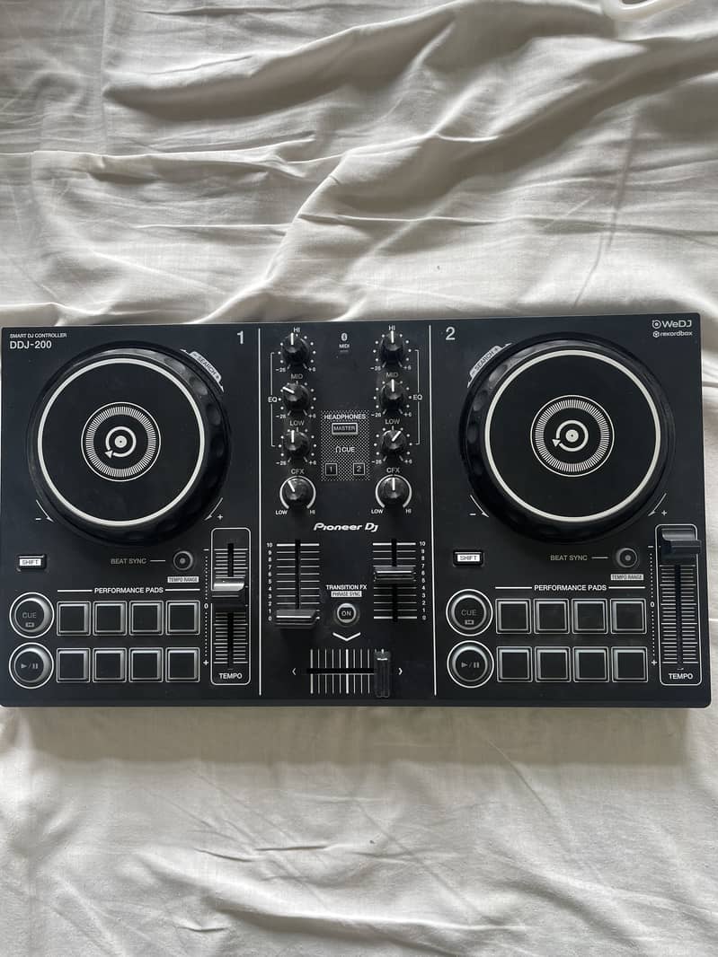 Portable DDJ200 for sale 0