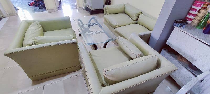 4 seaters sofa 2