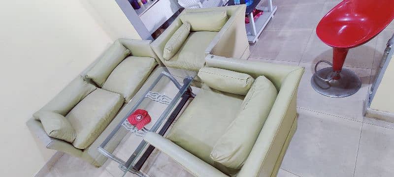 4 seaters sofa 3