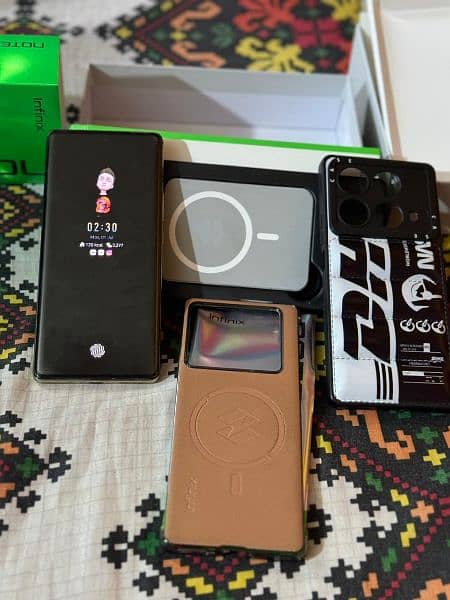 Selling Infinix note 40pro 1mnth slightly used 10/10 lush condition 6