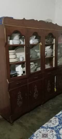 Show case for crockery