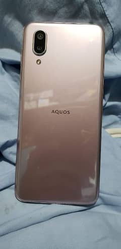 Aquos sense 3 fresh pes 10 by 10 condition 128 gb gaming  k Liye perf