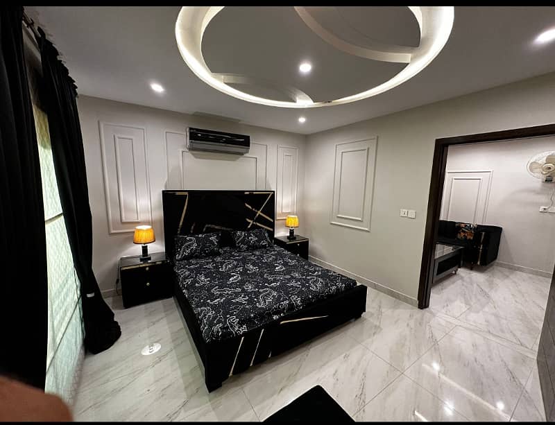1 Bedroom VIP Full furnish flat per day available in Bahria town Lahore 24