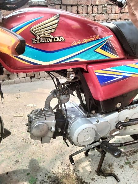 Honda 70 Good condition 2