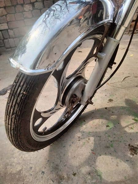 Honda 70 Good condition 10