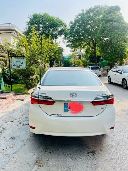 Toyota Corolla GLI 2018 only 9k driven 1