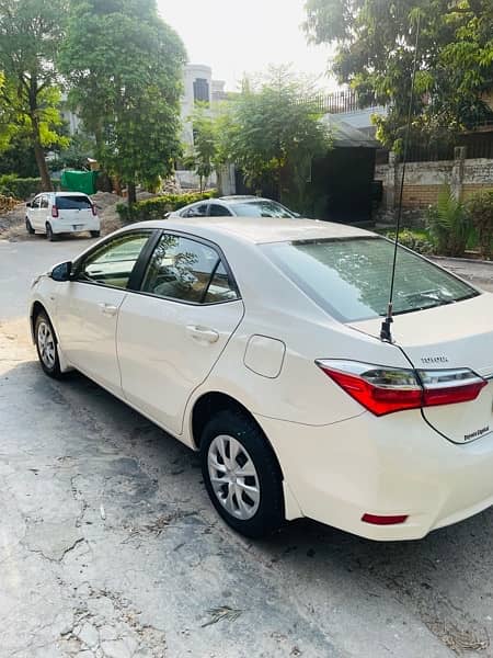 Toyota Corolla GLI 2018 only 9k driven 5