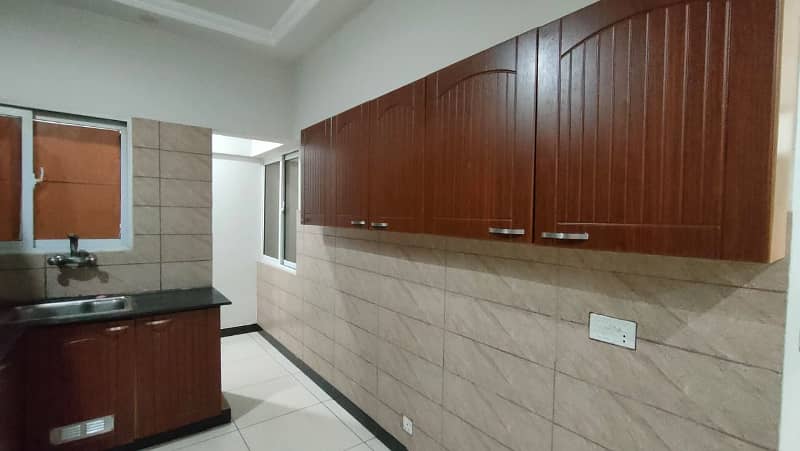 Flat Available For Sell In Block 15 Gulistan E Jauhar 3
