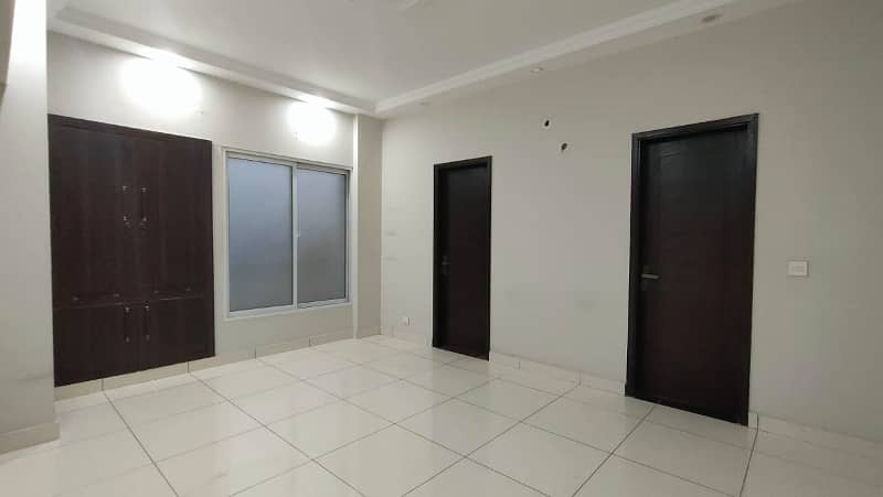 Flat Available For Sell In Block 15 Gulistan E Jauhar 7