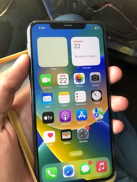 I phone 11 pro max 64 GB PTA approved 0