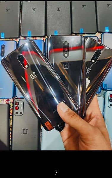One plus 6 to 9 all models availble in cheap rate 2