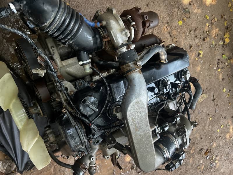 Toyota Vigo2012 2kD engine gear for sale 1