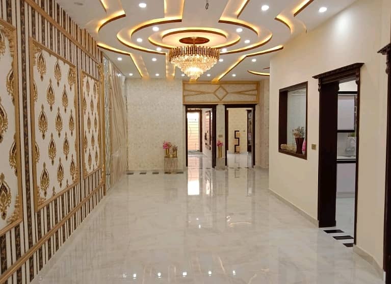 Get A 10 Marla House For sale In Johar Town with Gas connection 0