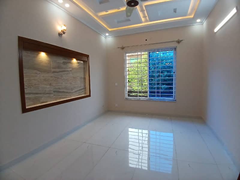 7 Marla Full House For Rent In G-13 Islamabad 1
