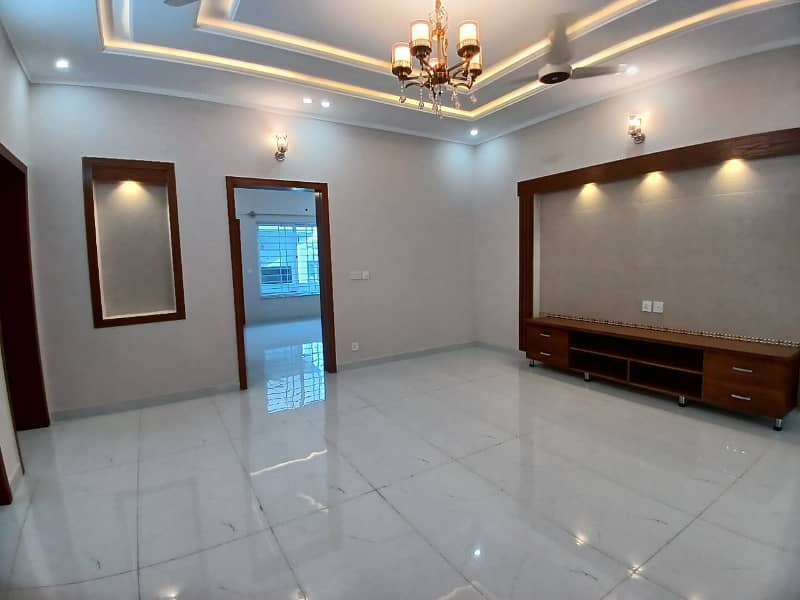 7 Marla Full House For Rent In G-13 Islamabad 14