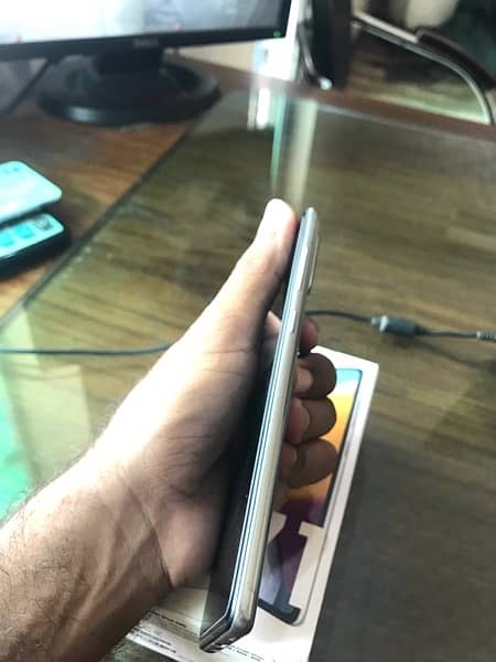 Samsung A71 8gb/128gb good condition with box charger 4