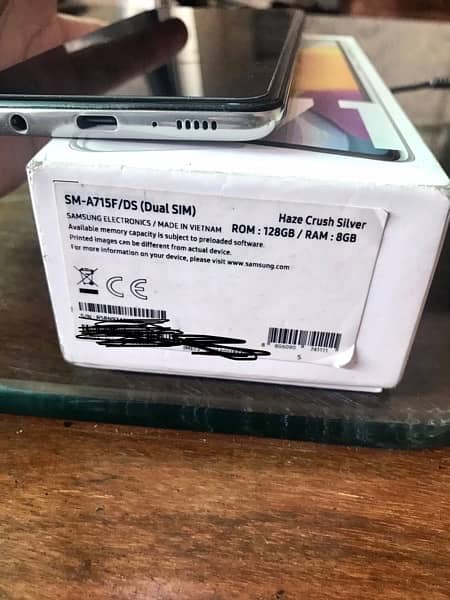 Samsung A71 8gb/128gb good condition with box charger 6