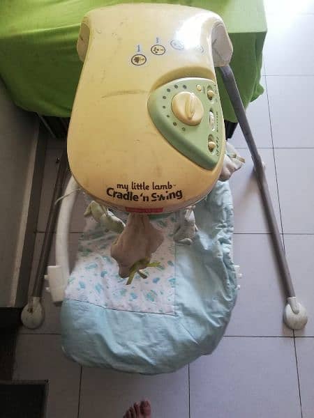 fisher price automatic swing and cradle 2