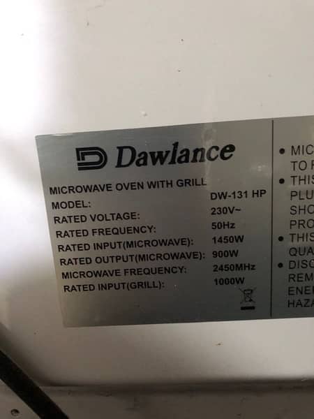 Dawlance Microwave Oven with Grill 2