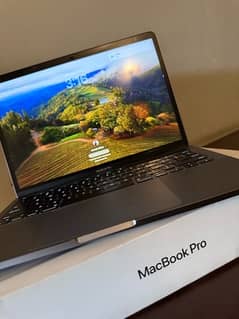 MacBook Pro M2 8/256 brand new condition