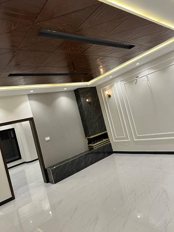 10 Marla Brand New House Available For Sale In Overseas A Bahria Town Lahore. 5