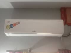 Inverter AC, in new condition, minimum used