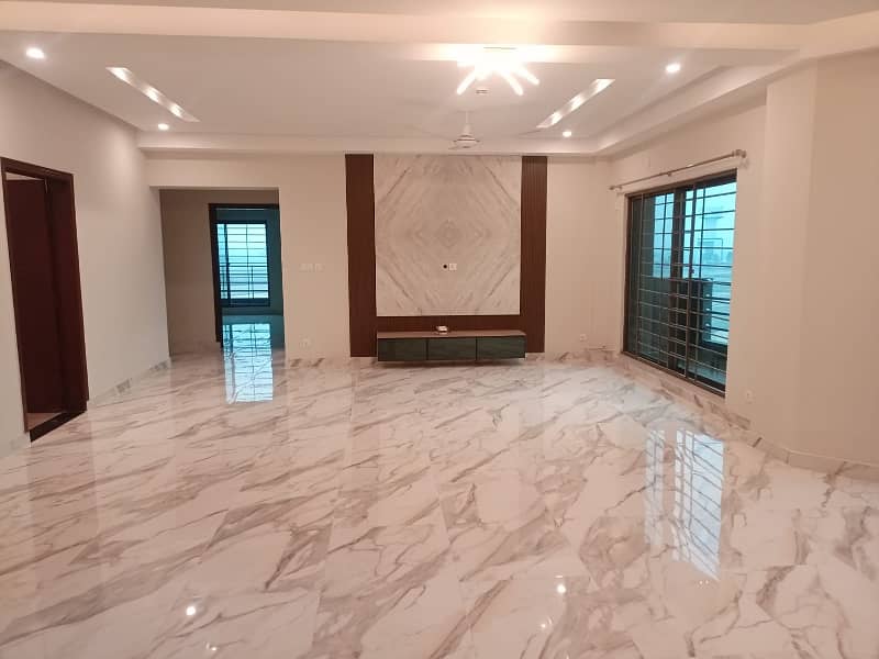 Apartment Available For Rent in Askari 11 2