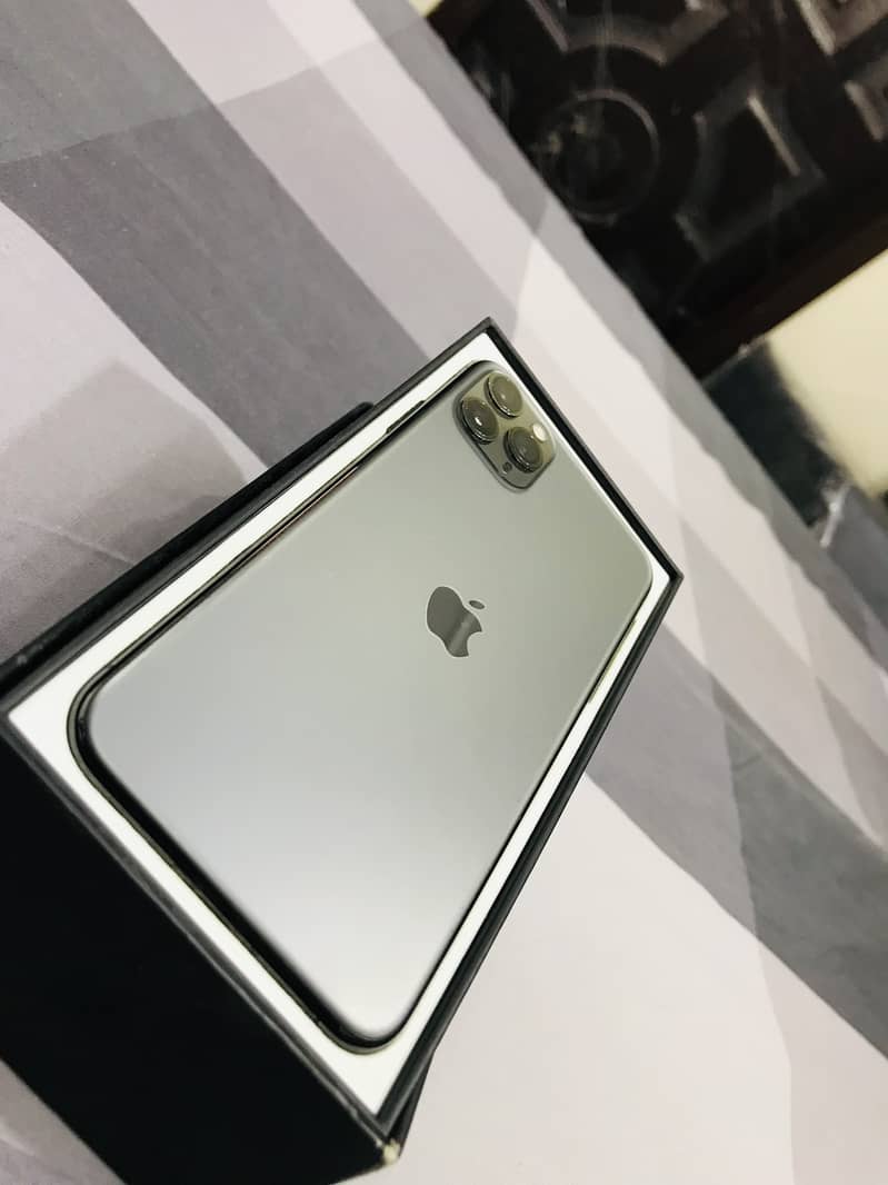 Iphone 11pro max for sale 0