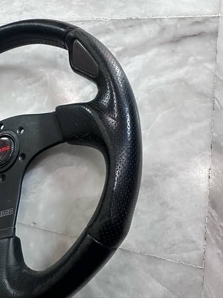 momo original jet carbon steering wheel condition 10/9.5 3