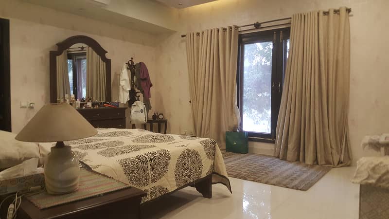 600 Yards Neat And Clean 1st Floor 3 Beds Portion In A Secure Barricaded Street Behind Karsaz In KDA Scheme 1 Only For Educated Families Of Small Size 0