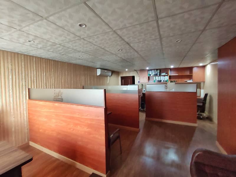 Ideal 600 SqFt Office for Rent on Main Boulevard Gulberg Lahore 11