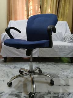 Office Chair (Metal Base)