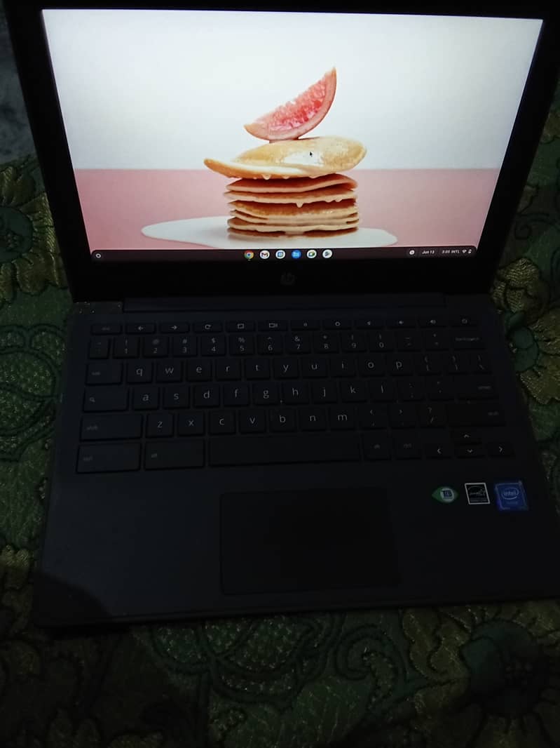 Chromebook 11 G8 Touch LED 2