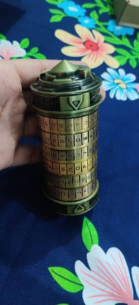 Da Vinci Code Metal Cryptex (Gifting or collectable item) 4