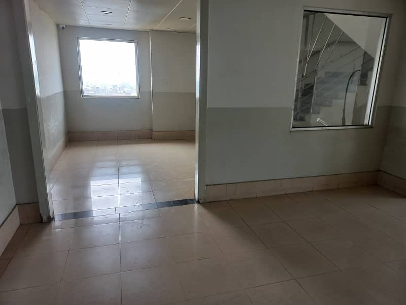 850 Square Feet Corporate Office Available For Rent At Main Boulevard Gulberg 1