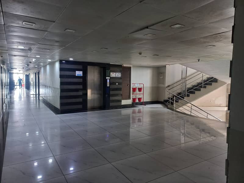 850 Square Feet Corporate Office Available For Rent At Main Boulevard Gulberg 7
