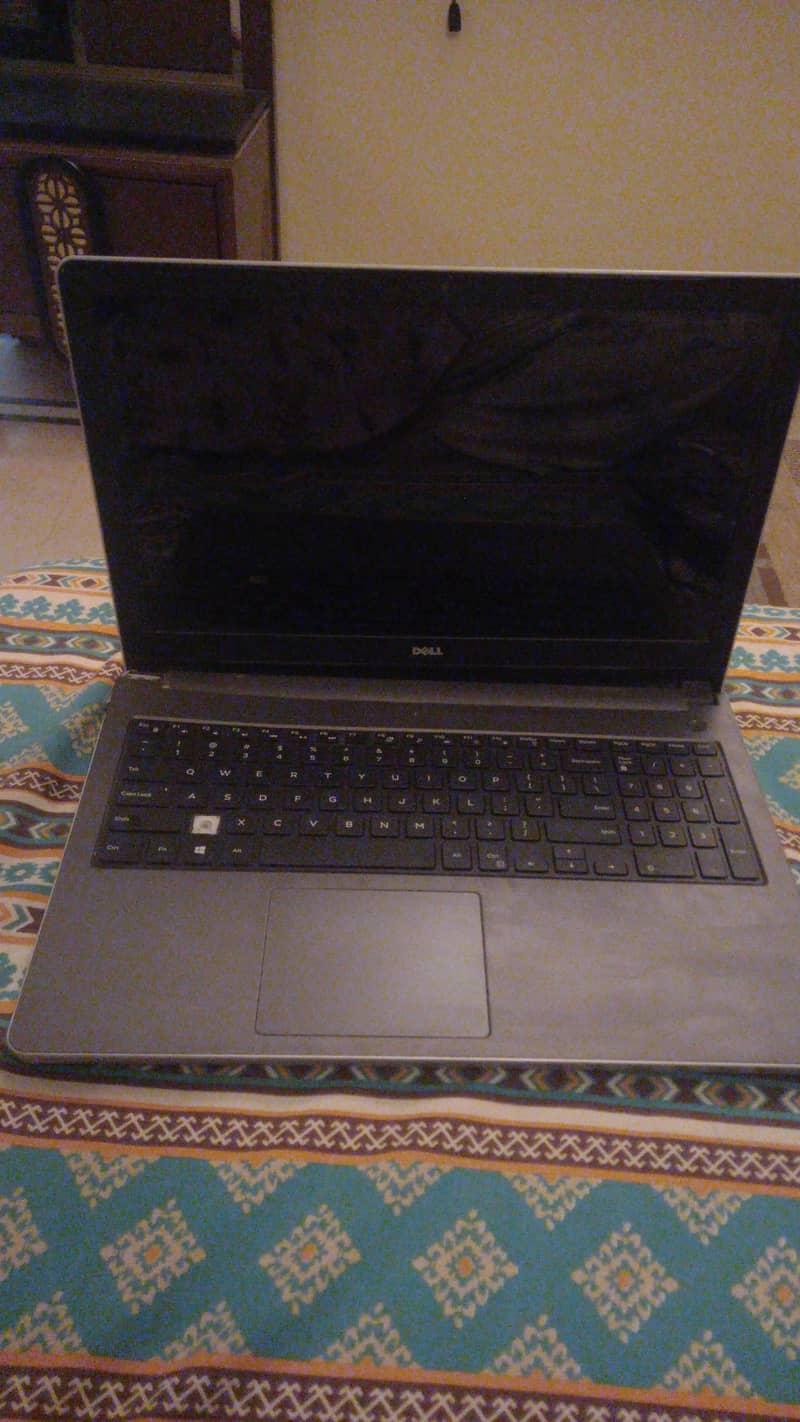 Cor I 5 dell laptop screen issue 0