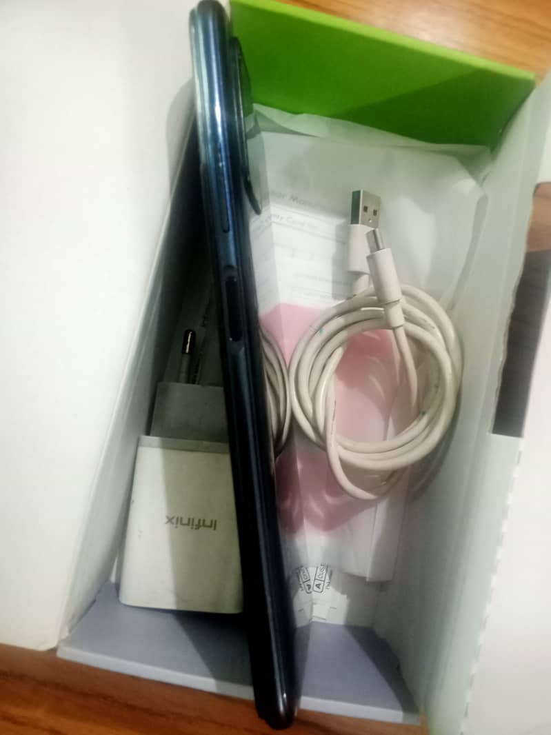 Infinix note 8i with original charger for sale 6