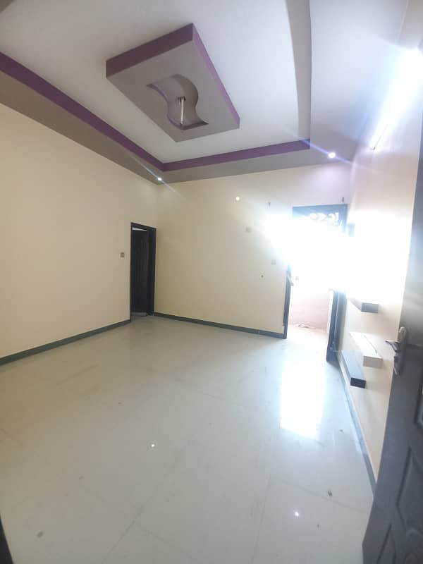 3 Bed DD Portion With Roof Available For Sale In Nazimabad Block J 8