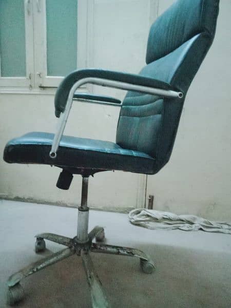 office plus Computer use chair 2