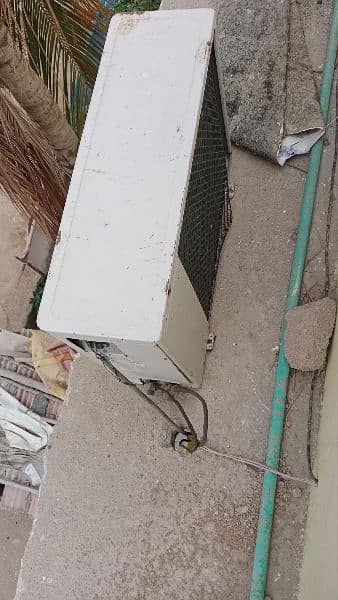 Hair 1 Ton Non inverter Split Ac 5