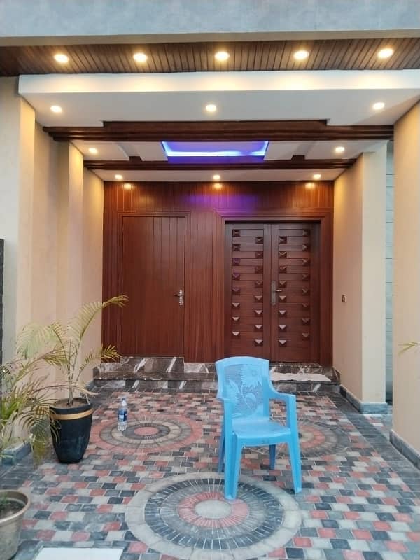 10 Marla Beautiful House Available For Sale In DHA 9 Town At Lahore 5