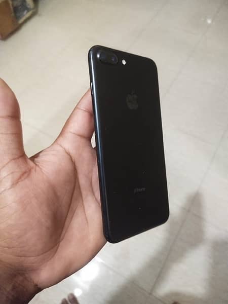 iPhone 7Plus  128gb pta approve 1