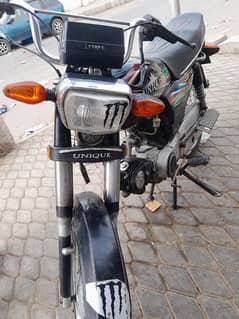 unique 70 model 2017 engine bilkul ok h abhi tk nhi khula