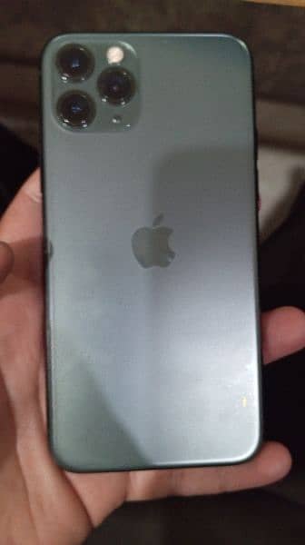 iPhone 11 Pro 4