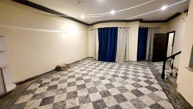 05 Marla Owner Build Used House For Sale In Revenue Cooperative Society A block Johar Town. 0