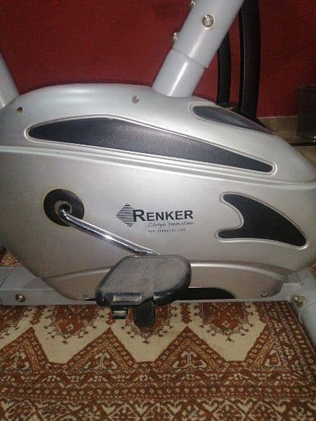 Ranker exercise bike almosnt new 0