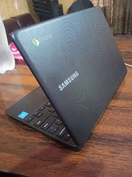 Samsung Chromebook 500c || 2 GB Ram || 16 GB Storage || Battery 6 Hour 2